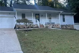 265 Barrington Dr E, Roswell, GA 30076 - Photo 1
