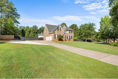 207 Arthur Drive, McDonough, GA 30252 - Photo 2