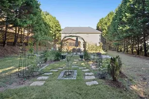 211 Woodview Ln, Woodstock, GA 30188 - Photo 48