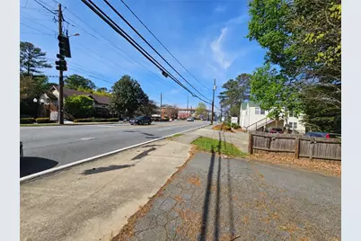 1799 Clairmont Road, Decatur, GA 30033 - Photo 12