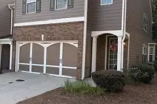 2604 Pierce Brennen Ct, Lawrenceville, GA 30043 - Photo 2
