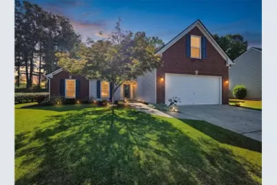 2705 Abbotts Glen Place NW, Acworth, GA 30101 - Photo 2