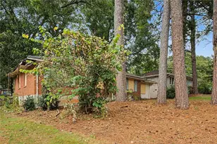2411 Baywood Dr SE, Atlanta, GA 30315 - Photo 14