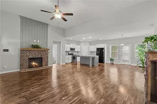 119 Springwood Dr, Carrollton, GA 30117 - Photo 6