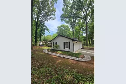 4783 Hickory Court SW, Lilburn, GA 30047 - Photo 18