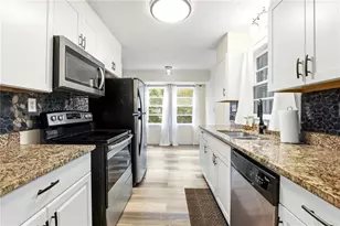 80 Stagecoach Cir, Stockbridge, GA 30281 - Photo 2