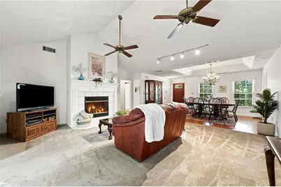 5011 Peach Mountain Circle, Gainesville, GA 30507 - Photo 10