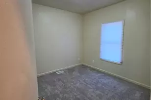 2065 Ml King Jr Dr NW, Atlanta, GA 30310 - Photo 12