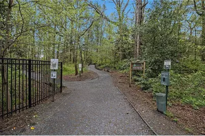 1196 Weatherstone Drive NE, Atlanta, GA 30324 - Photo 24
