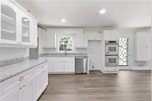 762 Virginia Ct SE, Conyers, GA 30094 - Photo 2