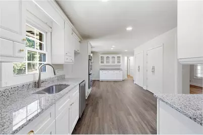 762 Virginia Court SE, Conyers, GA 30094 - Photo 8