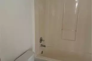 5741 Wellborn Oaks Ct, Lithonia, GA 30058 - Photo 2