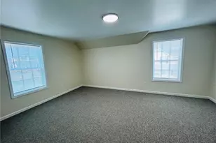 28 Spring St, Gainesville, GA 30501 - Photo 12
