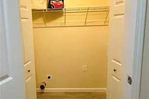28 Spring St, Gainesville, GA 30501 - Photo 6