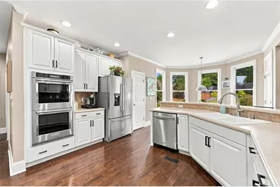 3901 Blustery Way NE, Marietta, GA 30066 - Photo 12