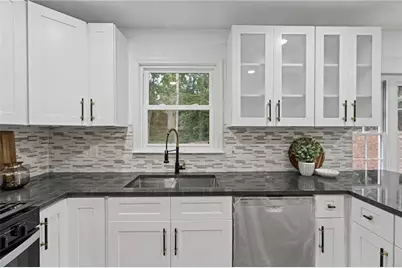 1738 Wedgewood Drive, Stone Mountain, GA 30088 - Photo 18