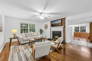 3324 Henderson Creek Rd, Atlanta, GA 30341 - Photo 4