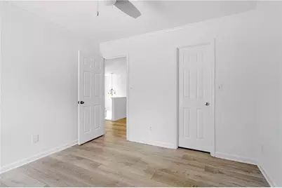 500 Camber Woods Drive, Roswell, GA 30076 - Photo 18