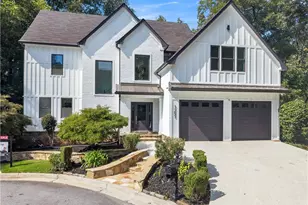 1251 Brookhaven Hideaway Ct NE, Atlanta, GA 30319 - Photo 4