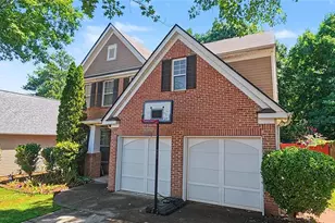 6699 Island Pointe Dr, Buford, GA 30518 - Photo 4