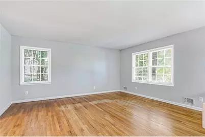 6489 Lynndale, Morrow, GA 30260 - Photo 10