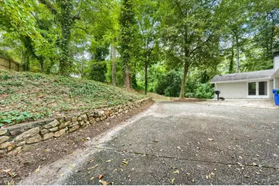 3107 Kingscliff Way NE, Atlanta, GA 30345 - Photo 32