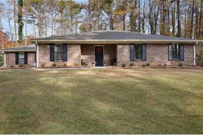 84 Lake Somerset Drive NW, Marietta, GA 30064 - Photo 1