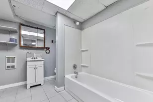 2104 Cason Dr, Marietta, GA 30066 - Photo 24