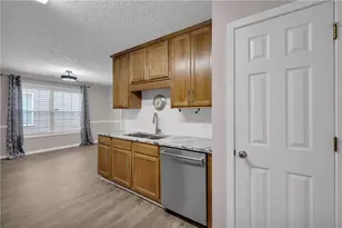 2789 Wynhaven Oaks Way, Lawrenceville, GA 30043 - Photo 8