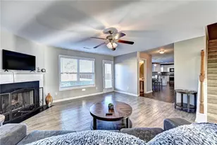782 Kaitlyn Dr, Loganville, GA 30052 - Photo 8