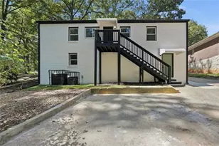 1242 Centra Villa Dr SW, Atlanta, GA 30311 - Photo 1