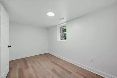 1242 Centra Villa Drive SW #Basement, Atlanta, GA 30311 - Photo 8