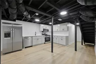 1242 Centra Villa Dr SW, Atlanta, GA 30311 - Photo 2
