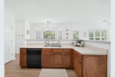 909 Milton Circle, Loganville, GA 30052 - Photo 12