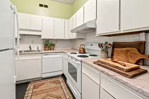 3060 Pharr Ct N Northwest, Atlanta, GA 30305 - Photo 4