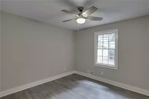 6211 Laurel Wood Trail, Flowery Branch, GA 30542 - Photo 20