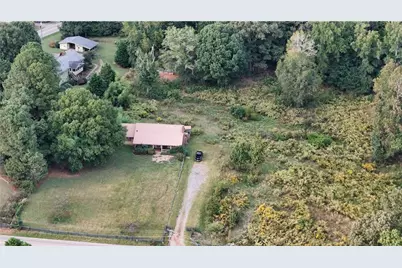 7582 Bates Drive, Alpharetta, GA 30004 - Photo 8