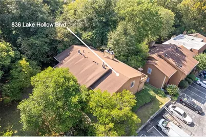 836 Lake Hollow Boulevard, Marietta, GA 30064 - Photo 2