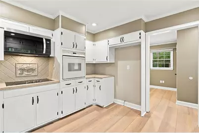 5013 Fox Forest Circle SW, Lilburn, GA 30047 - Photo 12