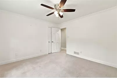 5013 Fox Forest Circle SW, Lilburn, GA 30047 - Photo 20