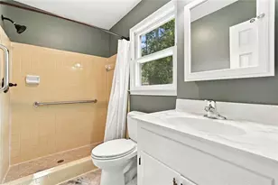 5013 Fox Forest Cir SW, Lilburn, GA 30047 - Photo 30
