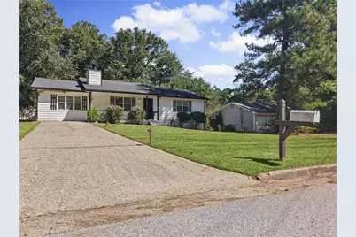 1096 Greendale Lane, Jonesboro, GA 30238 - Photo 2