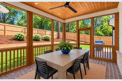 1872 Hickory Road, Chamblee, GA 30341 - Photo 8