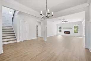 109 Southveiw Dr, Ellenwood, GA 30294 - Photo 10
