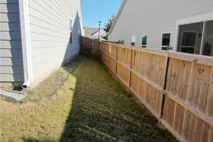 129 Park Ln, Fairburn, GA 30213 - Photo 18