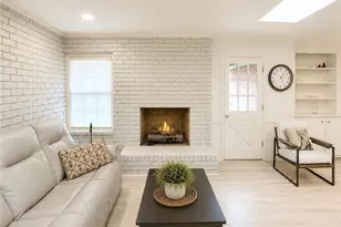 381 Chicopee Dr NE, Marietta, GA 30060 - Photo 10