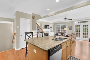 11030 Skyway Dr, Johns Creek, GA 30097 - Photo 16