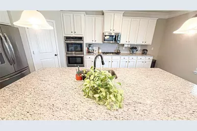 205 Vandalay Way, Locust Grove, GA 30248 - Photo 16