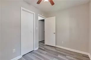 5322 Scarbrough Round, Stone Mountain, GA 30088 - Photo 18