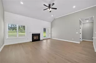 857 Bessie Ct, Loganville, GA 30052 - Photo 10